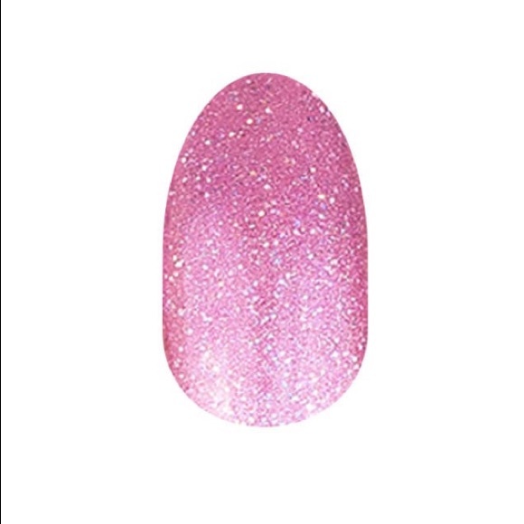 Czech Me Out 💅 - Picture 15 of 17